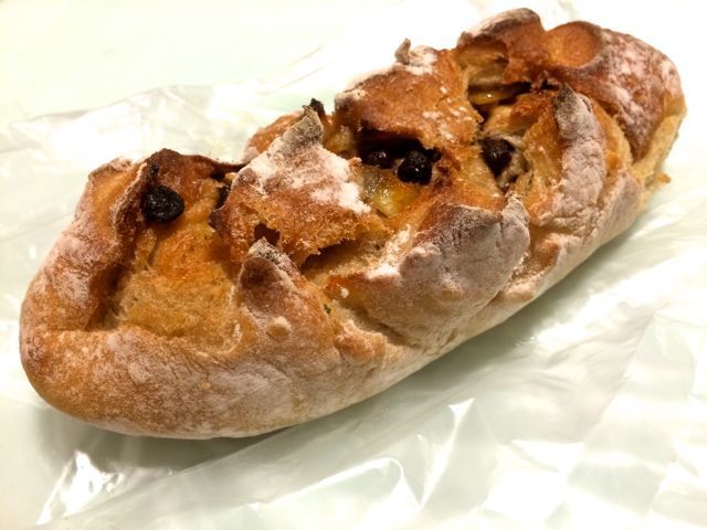 川崎のベーカリーカフェ ノブカフェ Nobu Cafe アトレ川崎店の多彩で食べやすいパン たべりすとのパンなどを食べたリスト